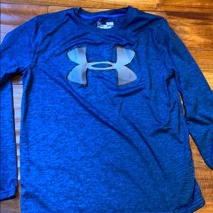 UnderArmour long sleeve logo shirt